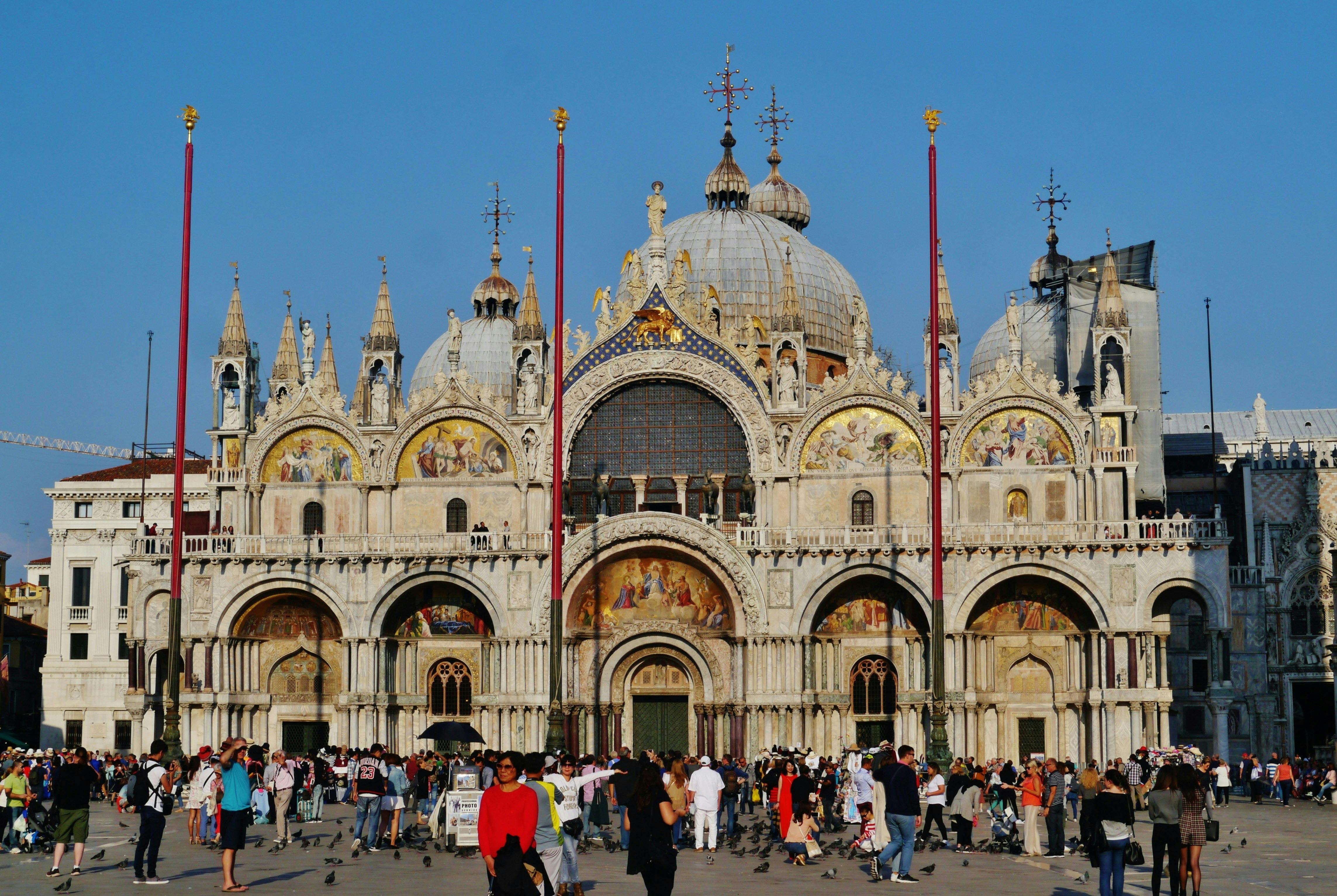 Grand Canal, St. Mark's Square and Basilica & Rialto Bridge Tour Thrillark