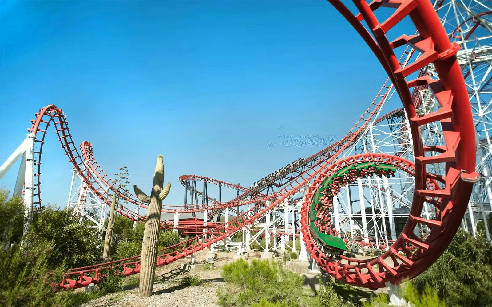 Six Flags Magic Mountain Ticket