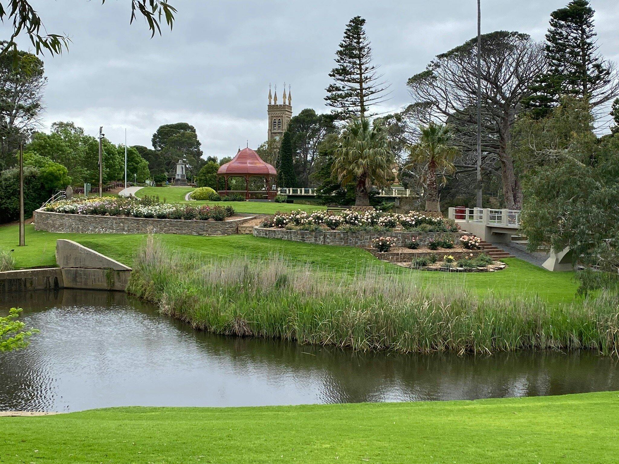Victor Harbor and Southern Highlights Tour 