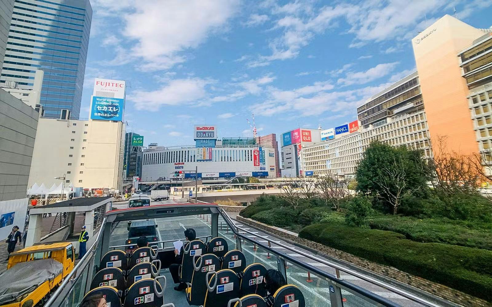 Sky Hop Bus: Tokyo Sightseeing Bus Tour Review