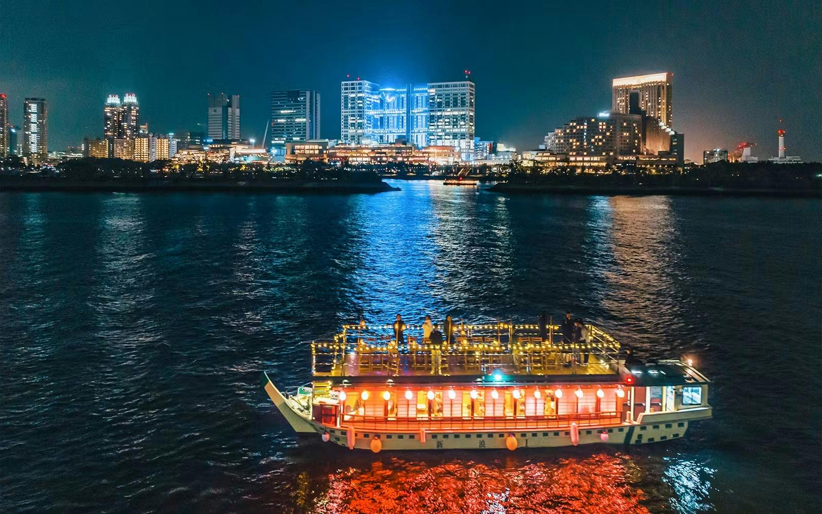 Tokyo Yakatabune Dinner Cruise Ticket