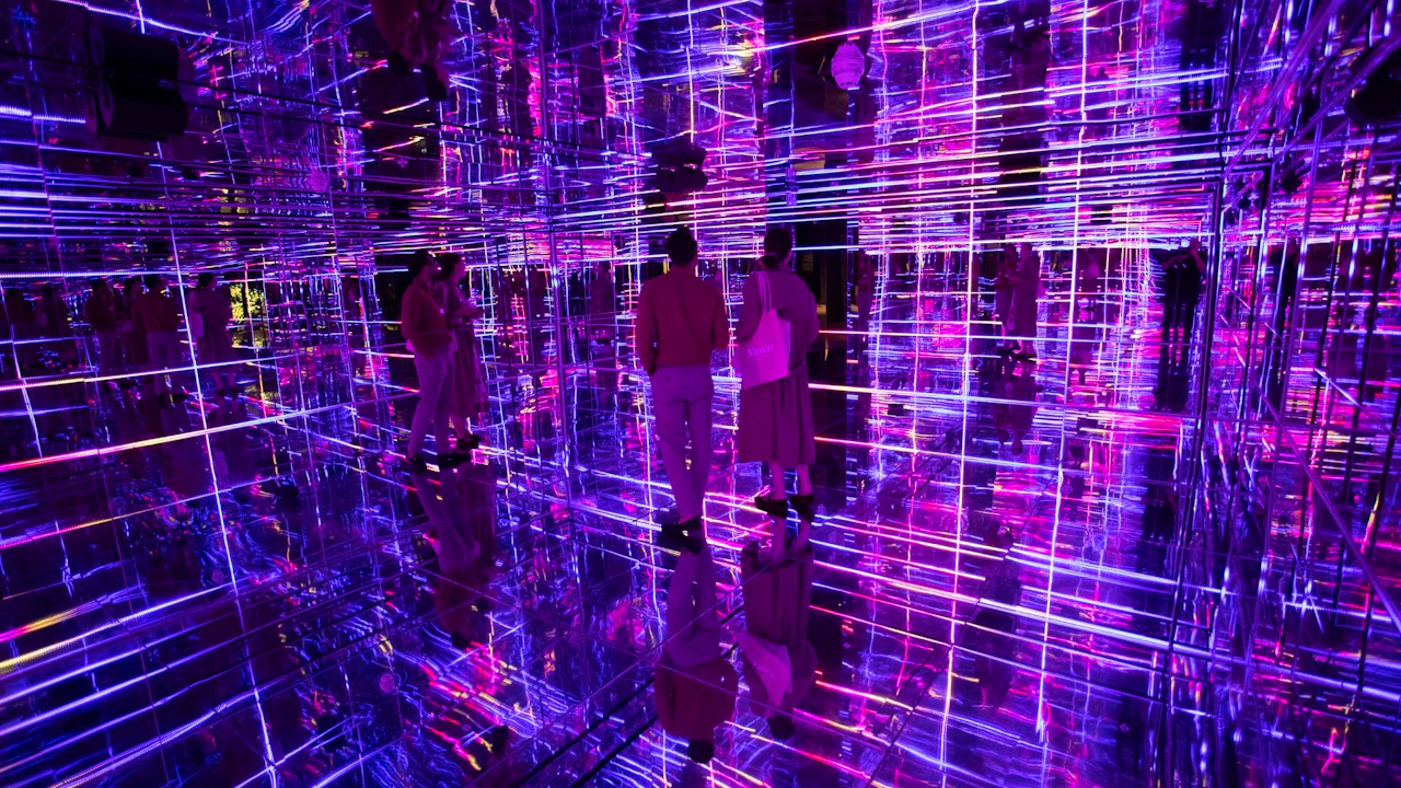 Moco Museum + Kensington Palace Ticket Review