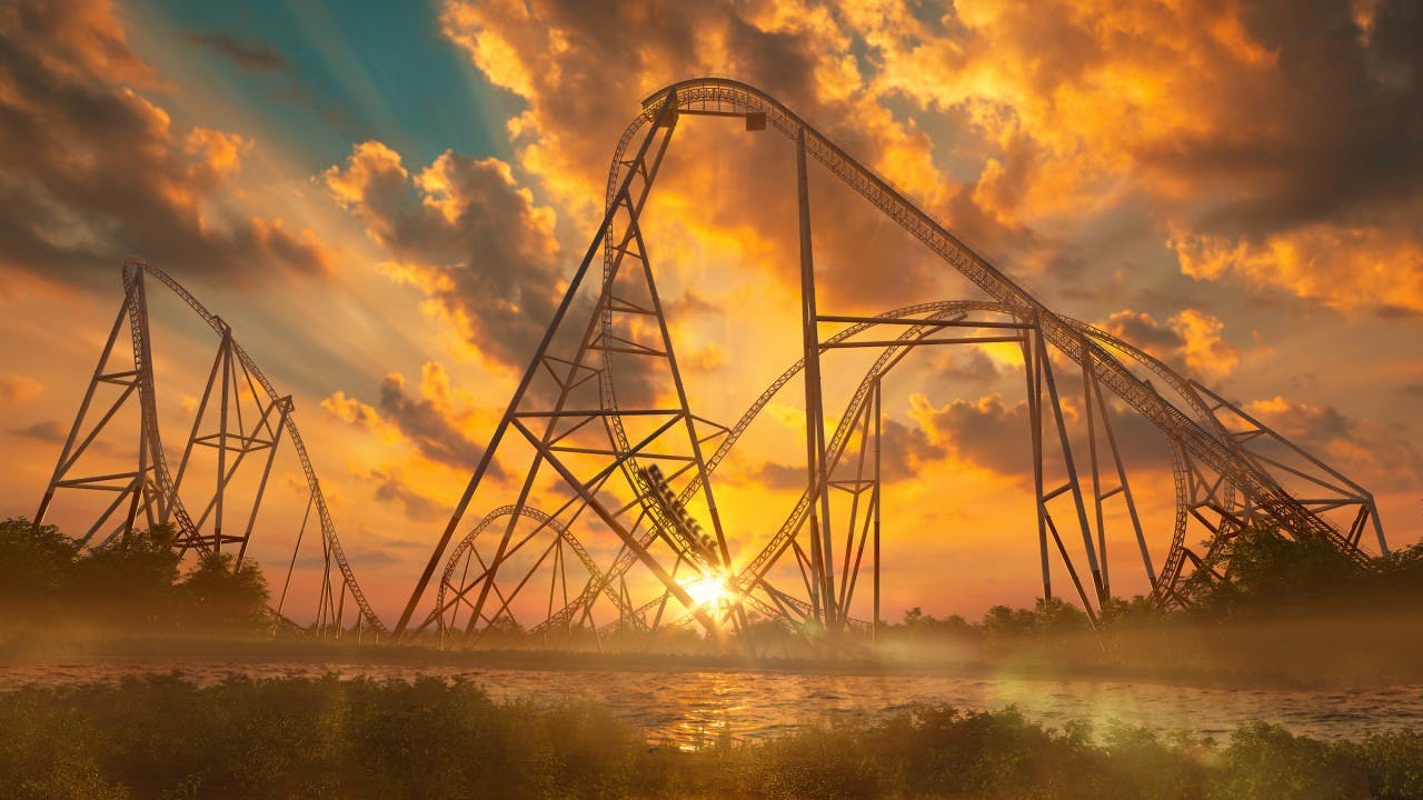 Thorpe Park + Hampton Court Palace Ticket