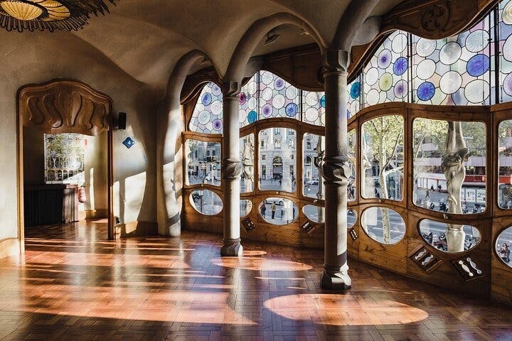 Barcelona Highlights: Sagrada Família & Gaudí Houses Guided Tour Category