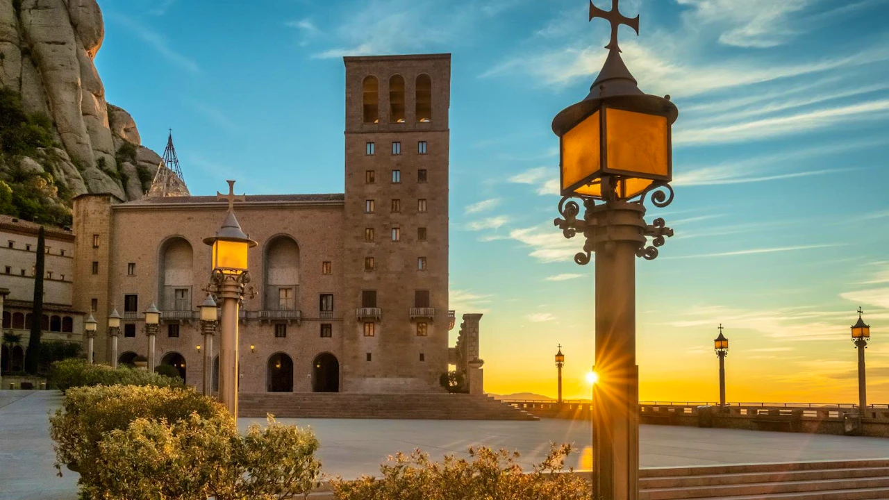 Montserrat Morning Tour with Black Madonna Priority Access Location