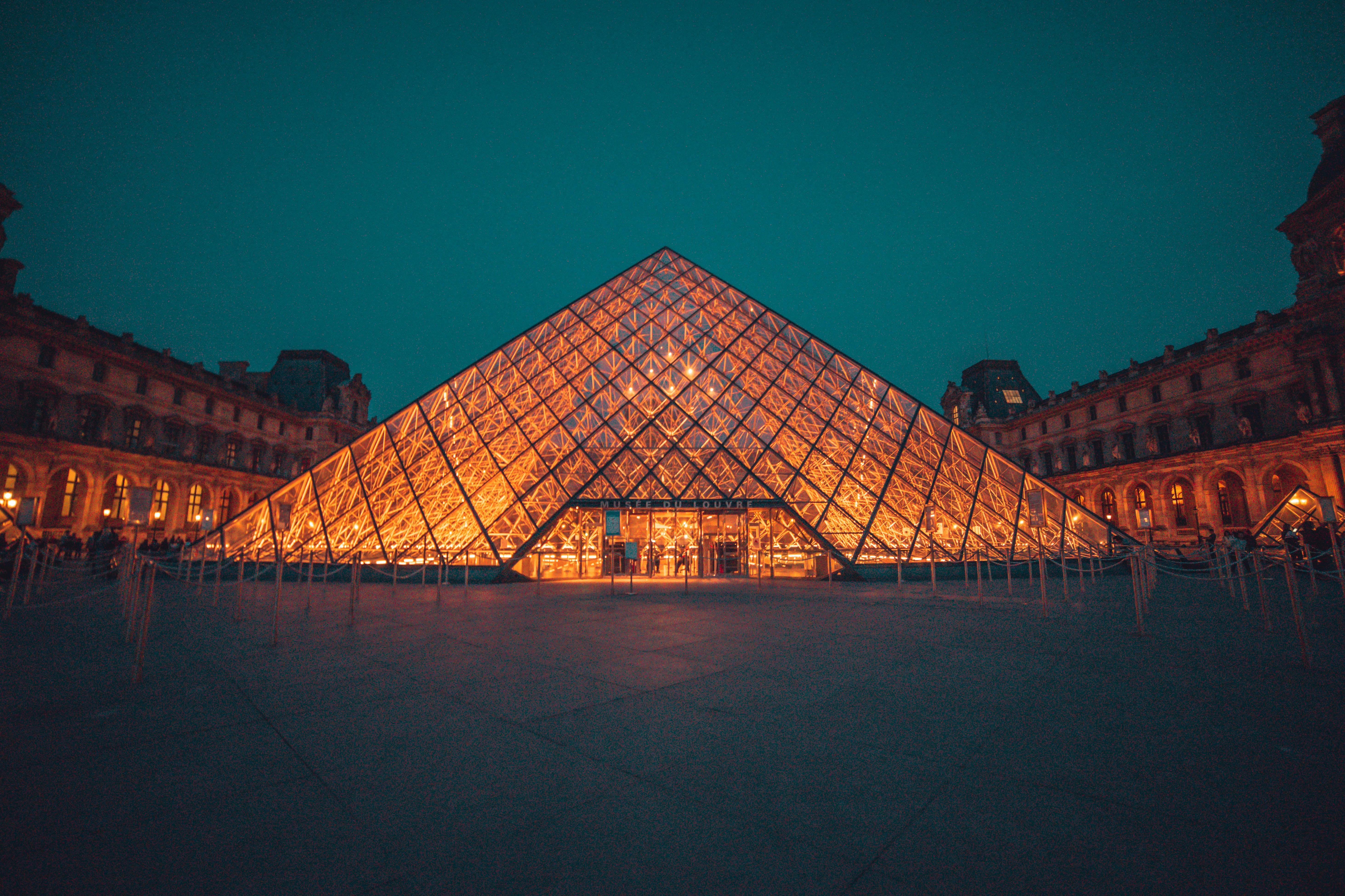 Skip the line Guided Tour of the Louvre Museum Discount