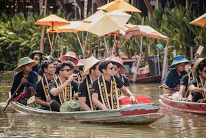 Pattaya Floating Market Boat Tour