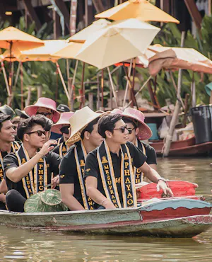 Pattaya Floating Market Boat Tour