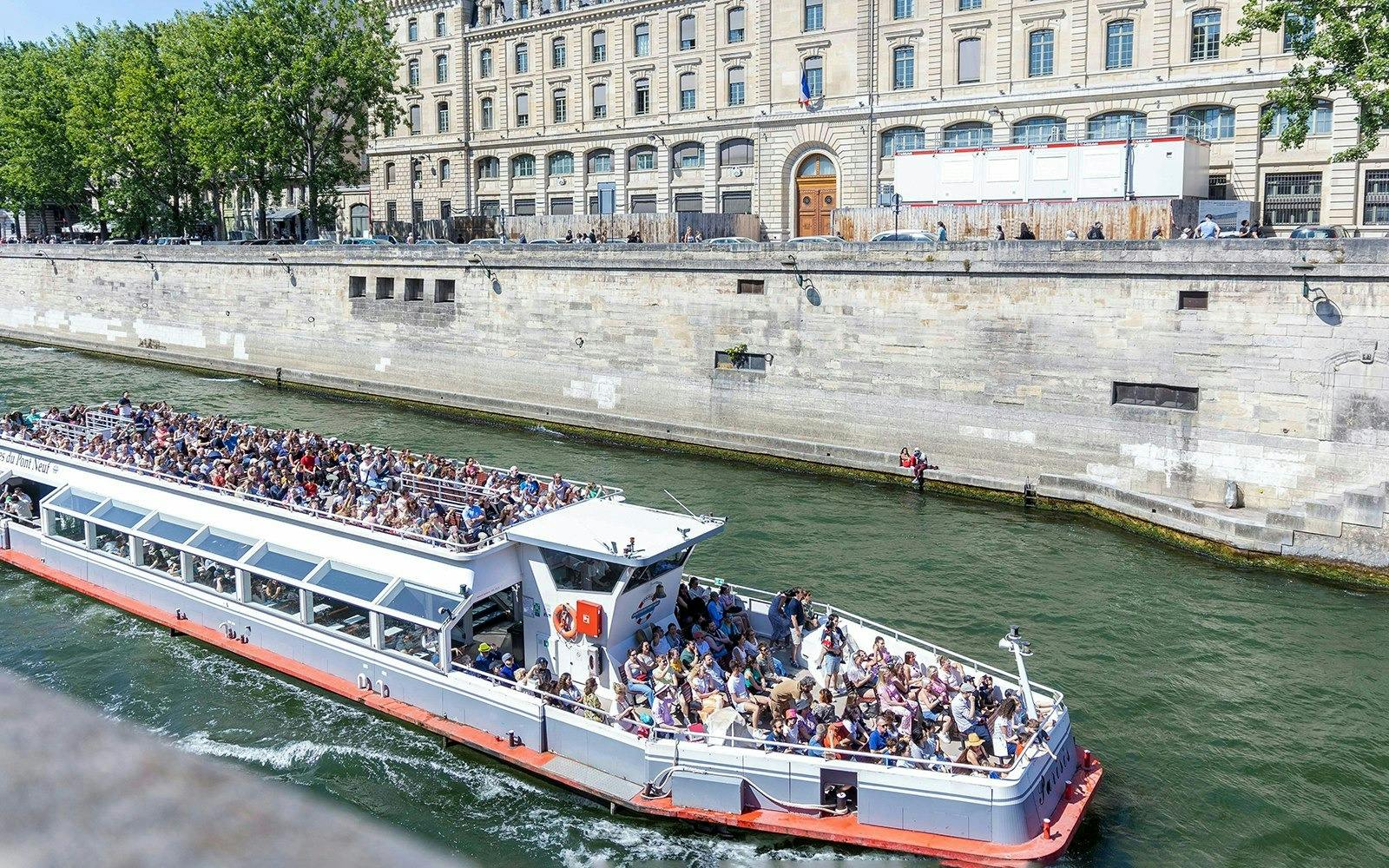 Hop on Hop off with Bus & Boat Tour Thrillark