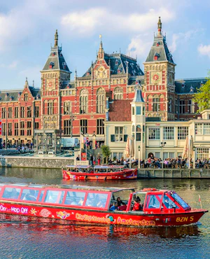Hop on Hop off with Bus & Boat Tour