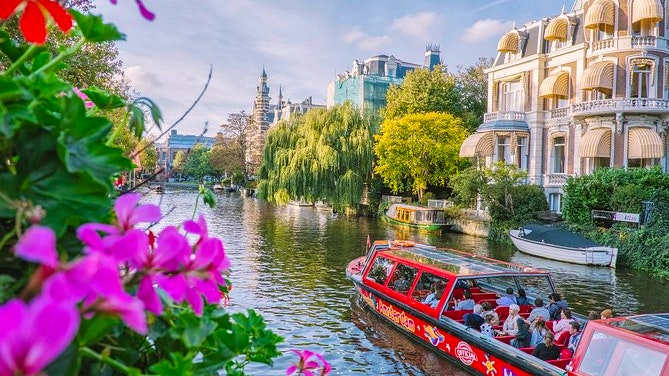 Hop on Hop off with Bus & Boat Tour Price