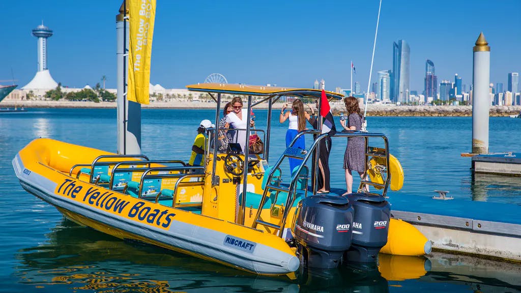 Yellow Boat Abu Dhabi - Corniche Tour 
