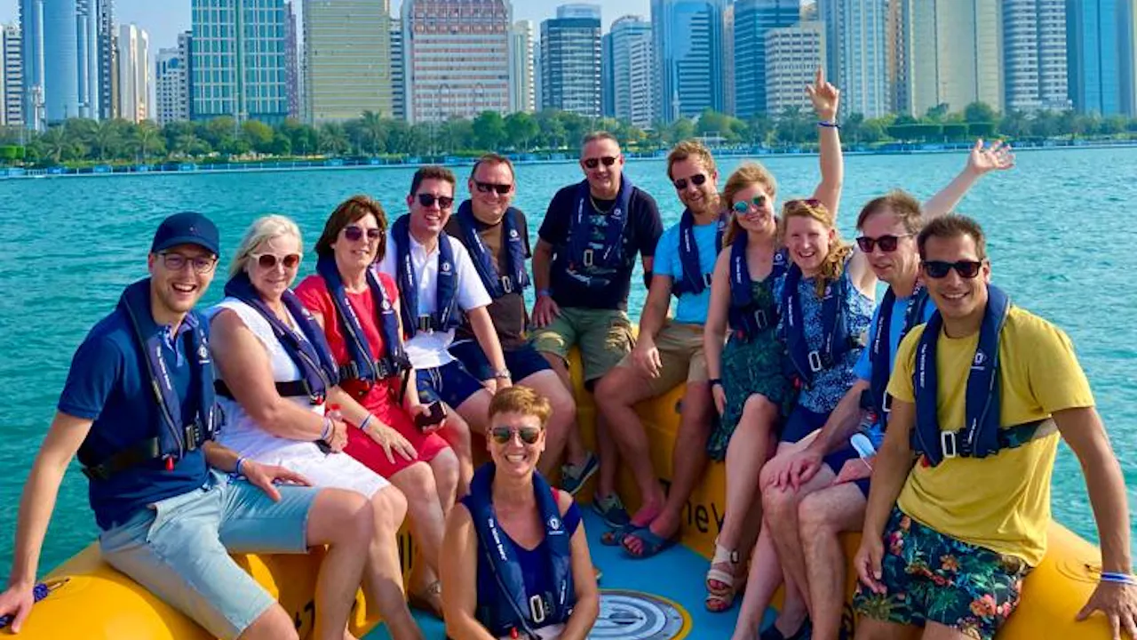 Yellow Boat Abu Dhabi - Corniche Tour Thrillark