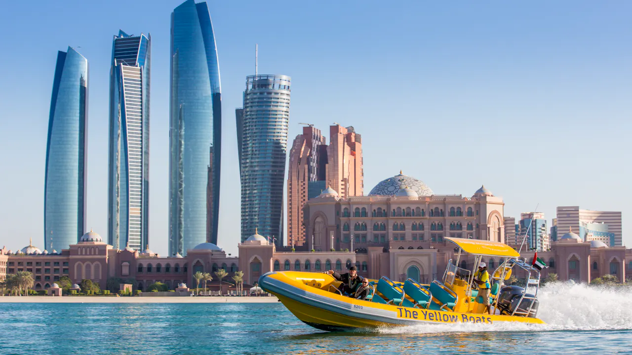 Yellow Boat Abu Dhabi - Corniche Tour