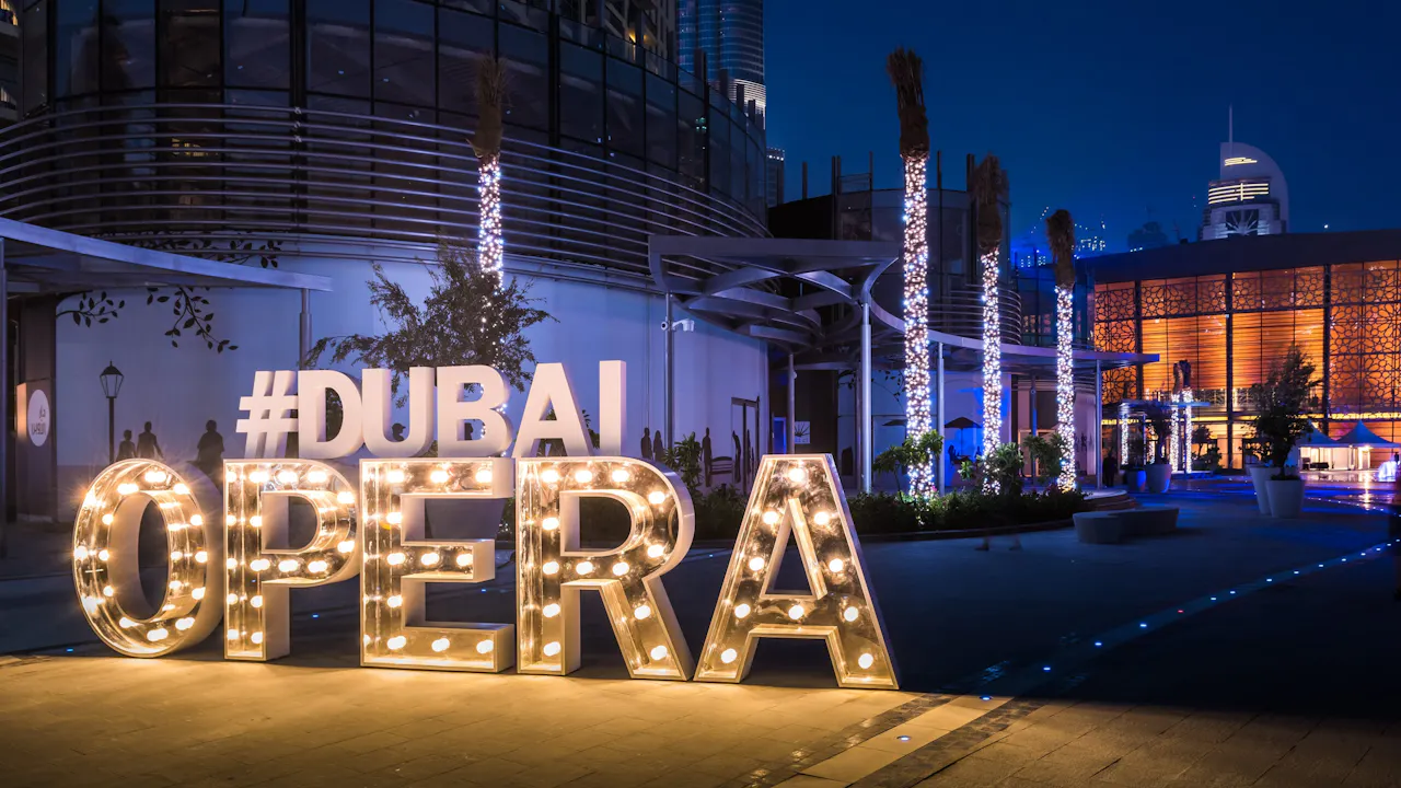 Dubai Opera Architecture Tour Price