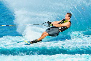 Water Skiing Dubai