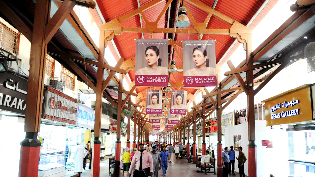 Walking Tour: Emirati Arts & Cultural Tour Price