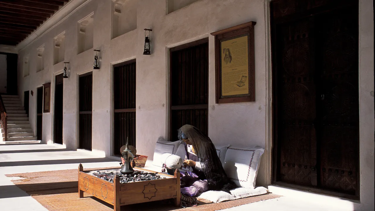 Walking Tour: Emirati Arts & Cultural Tour Thrillark