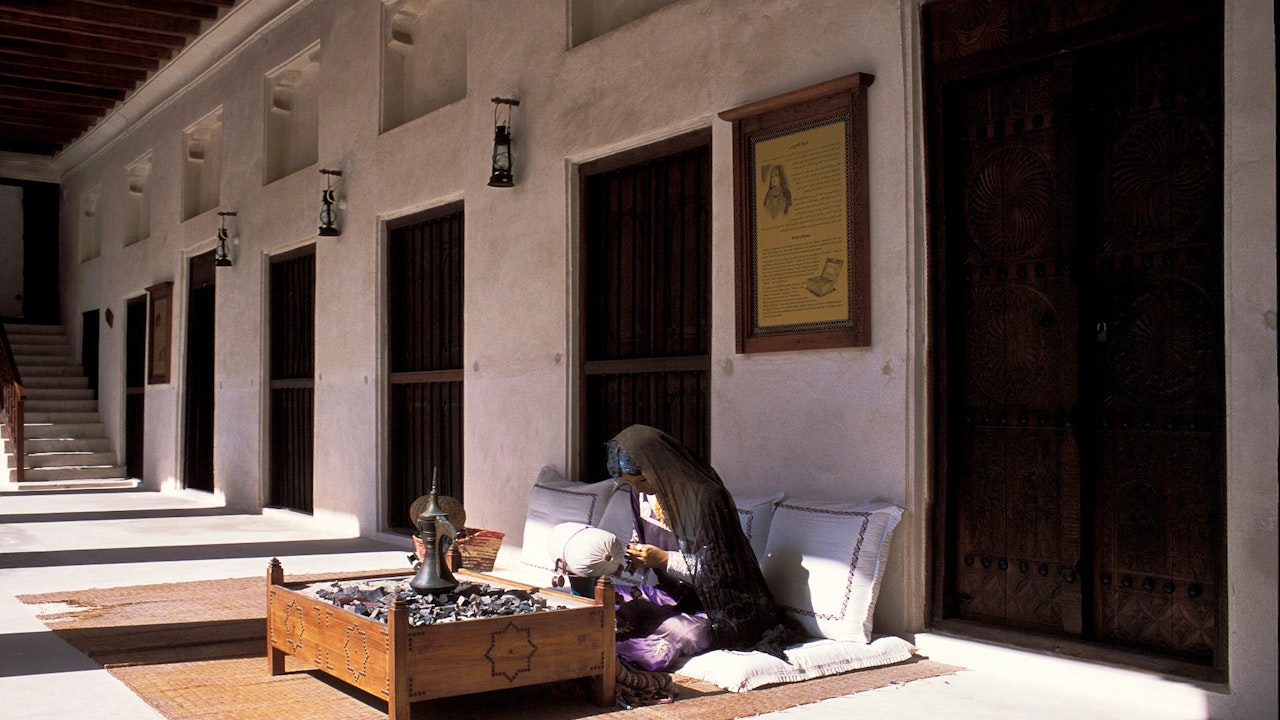 Walking Tour: Emirati Arts & Cultural Tour Thrillark