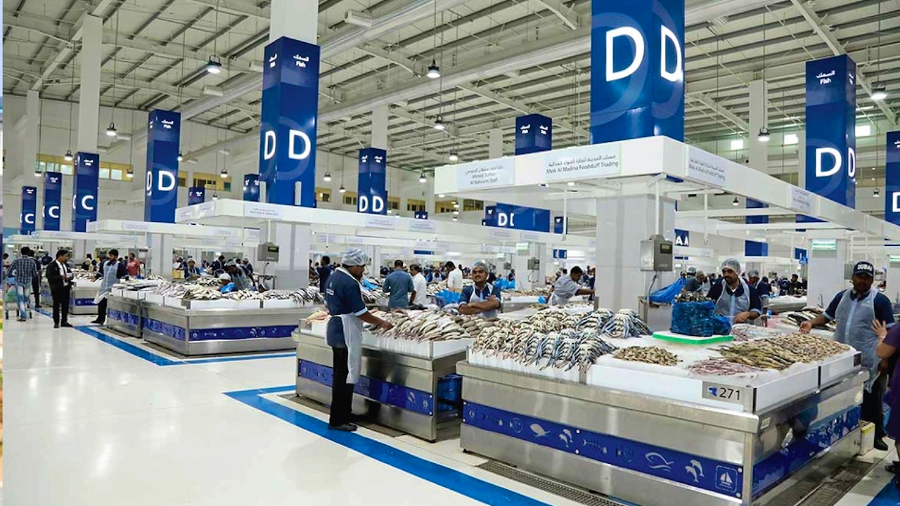 Food Experience with Lunch in Dubai