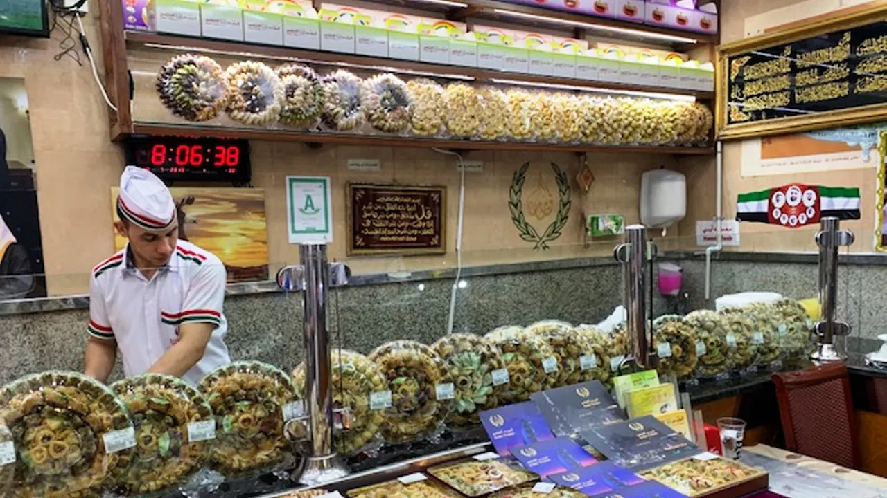 Food Experience with Lunch in Dubai Discount