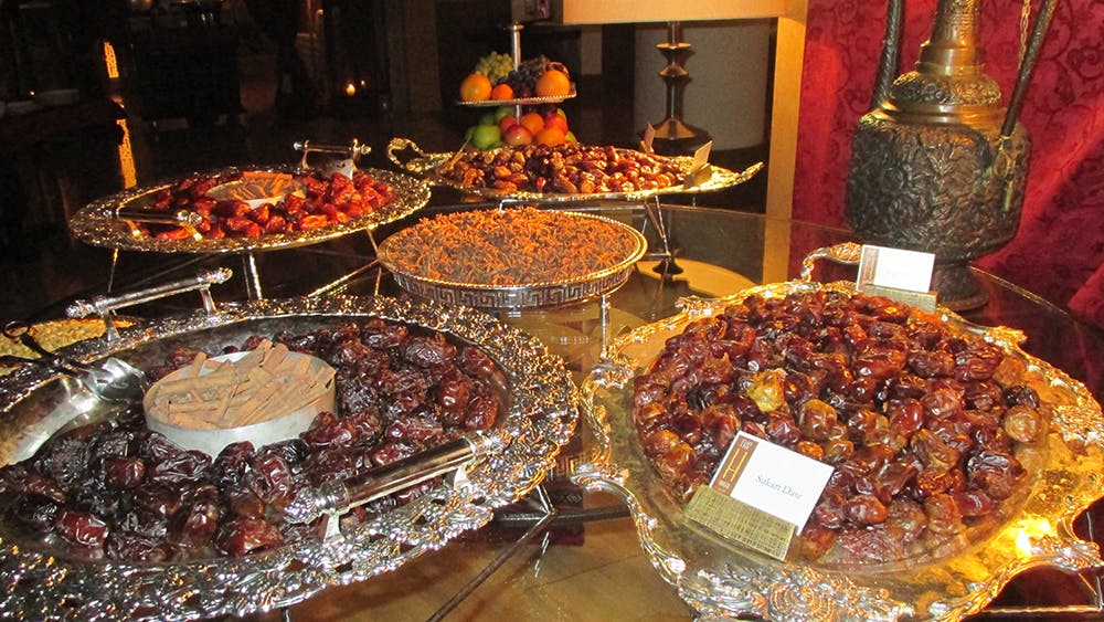 Discover Dubai by night and dine at Burj Al Arab-Al Iwan Review