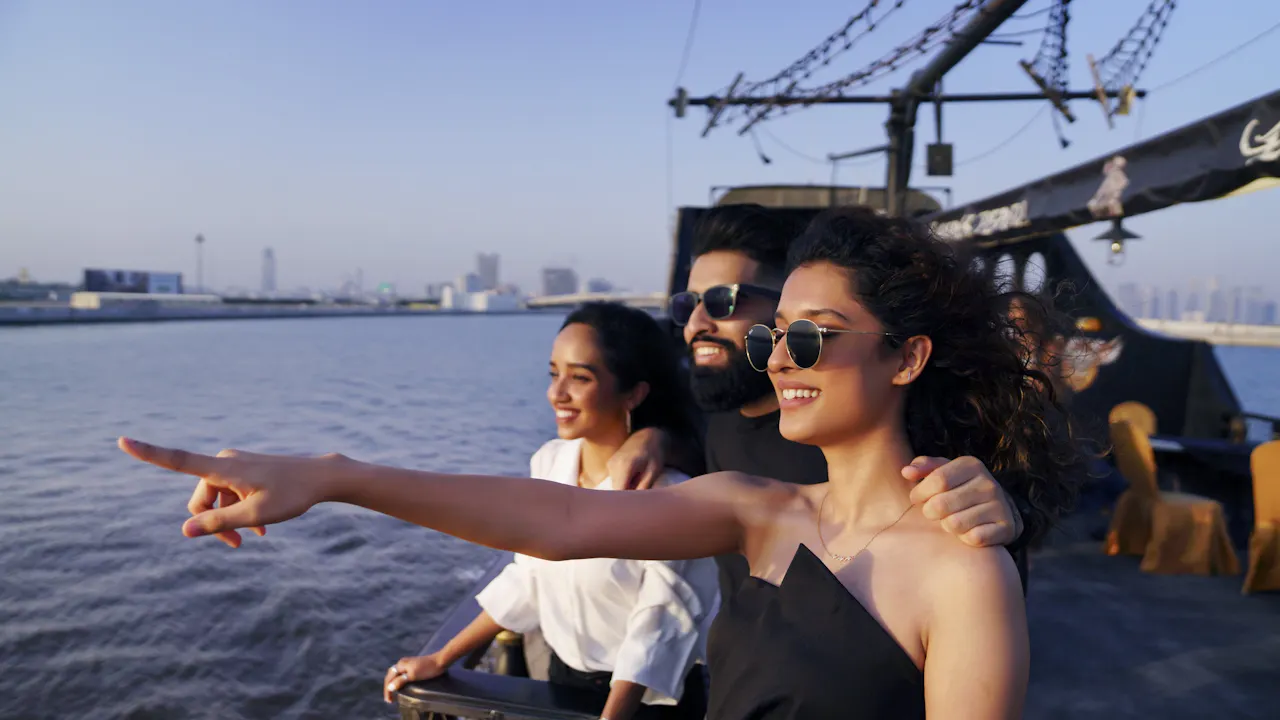 Pirate Brunch and Swim at Dubai Canal Discount