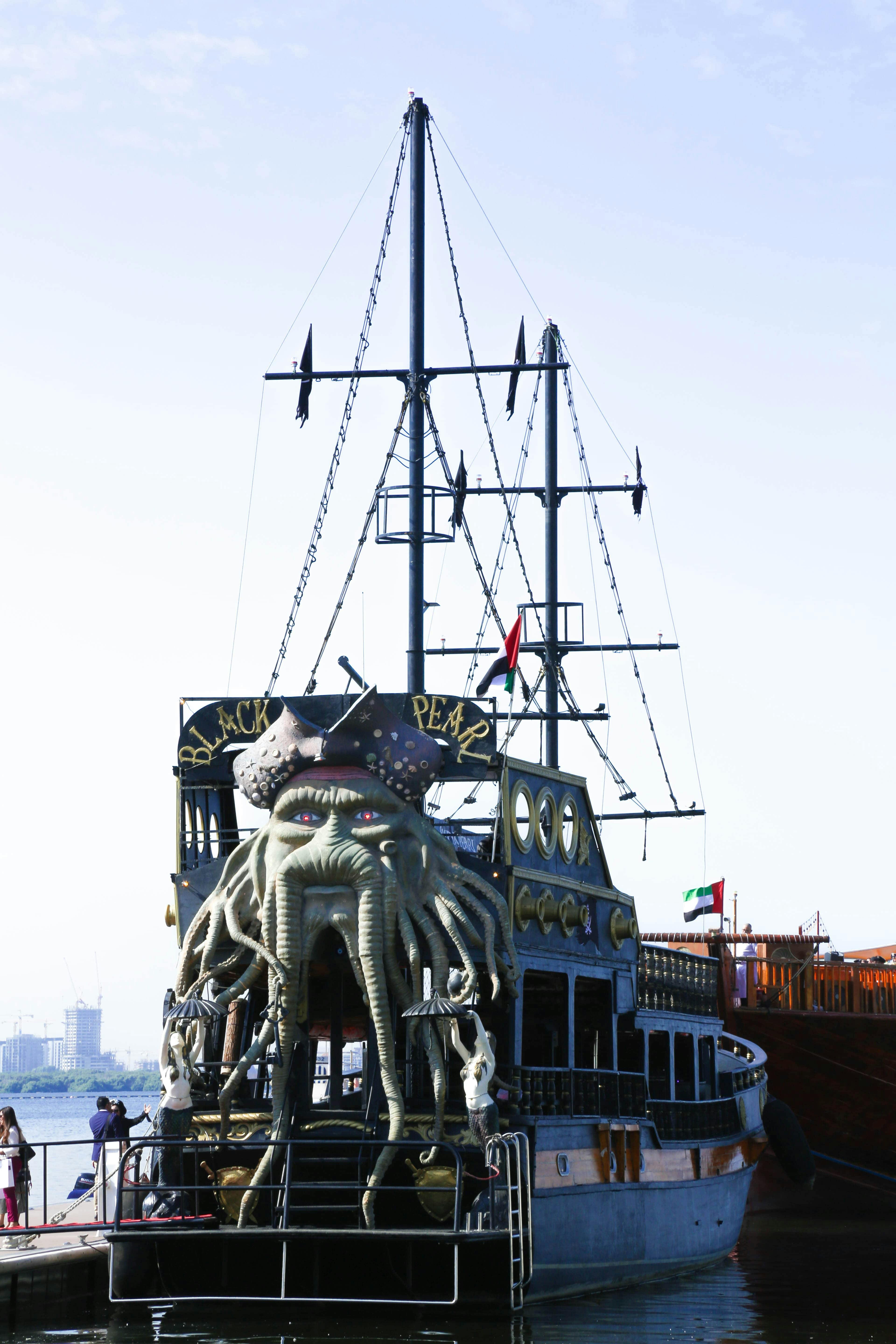 Pirate Brunch and Swim at Dubai Canal Thrillark