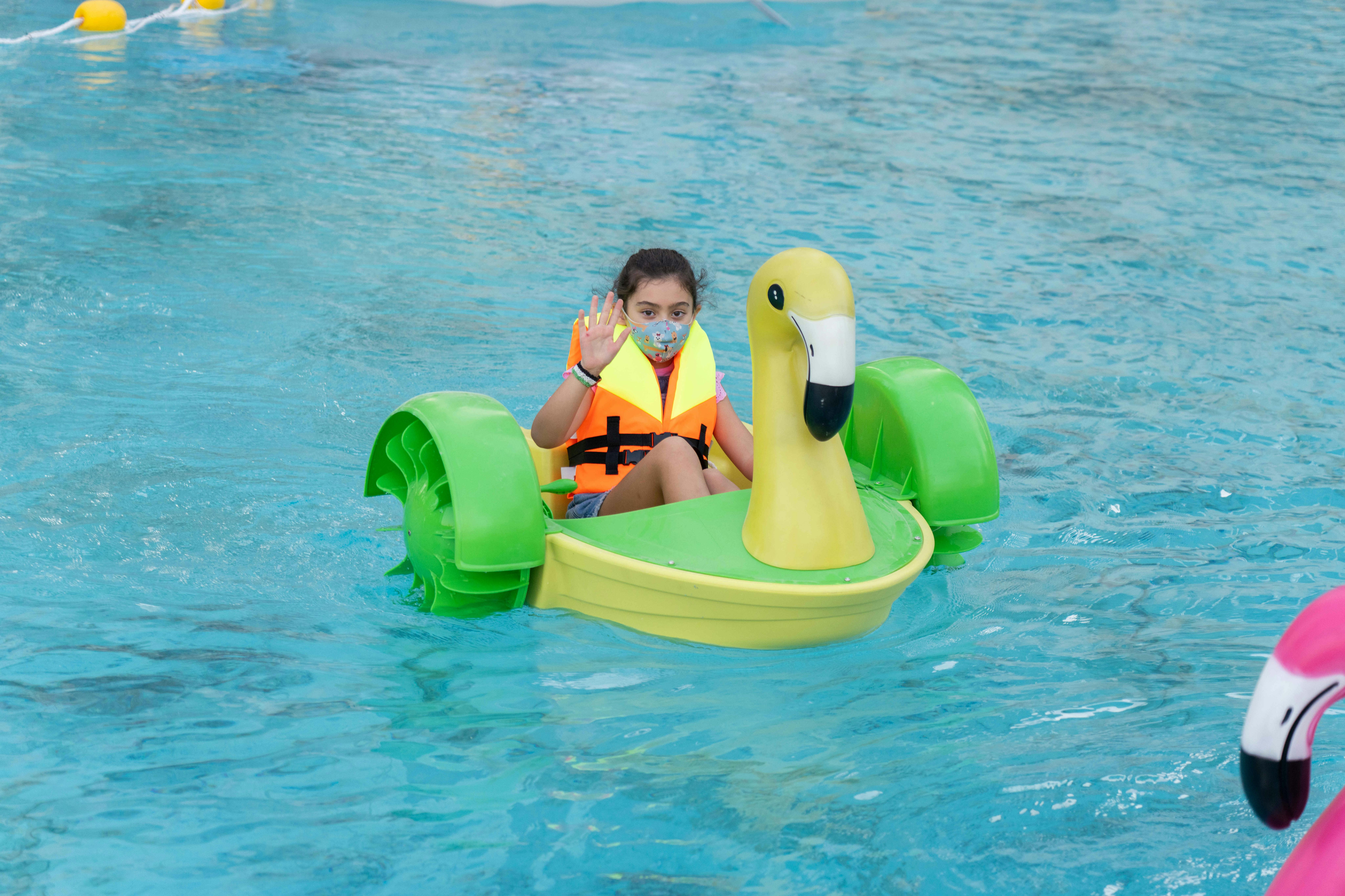 Dubai Fountain Flamingos Boat Experience Price