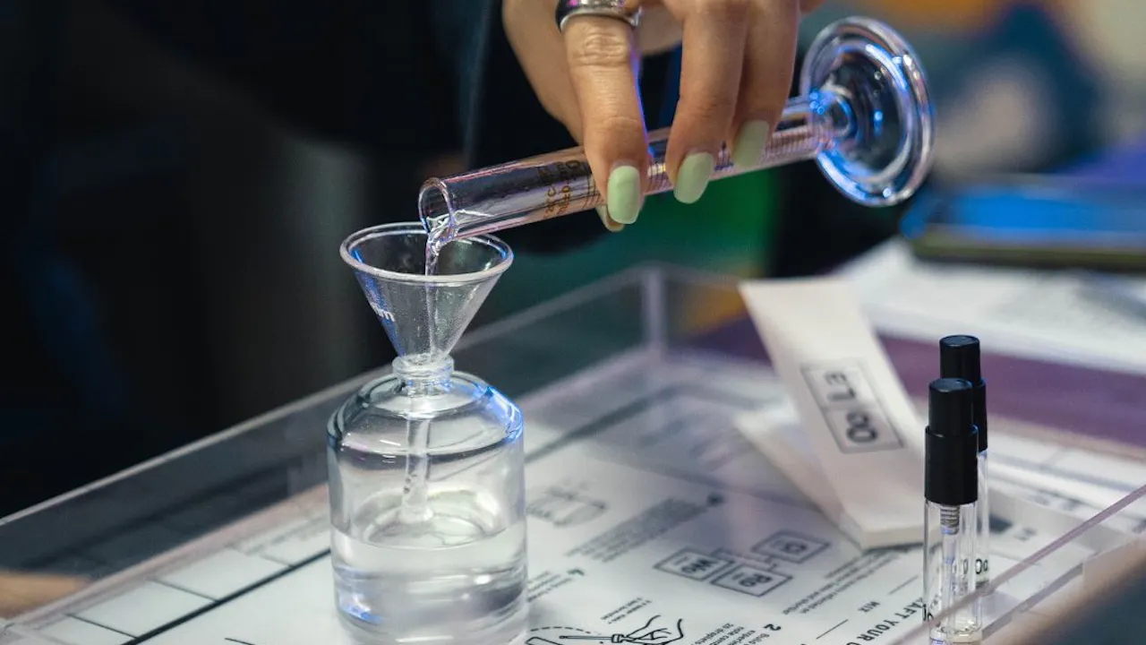 Oo La Lab Workshop: Perfume and Candle Making Discount