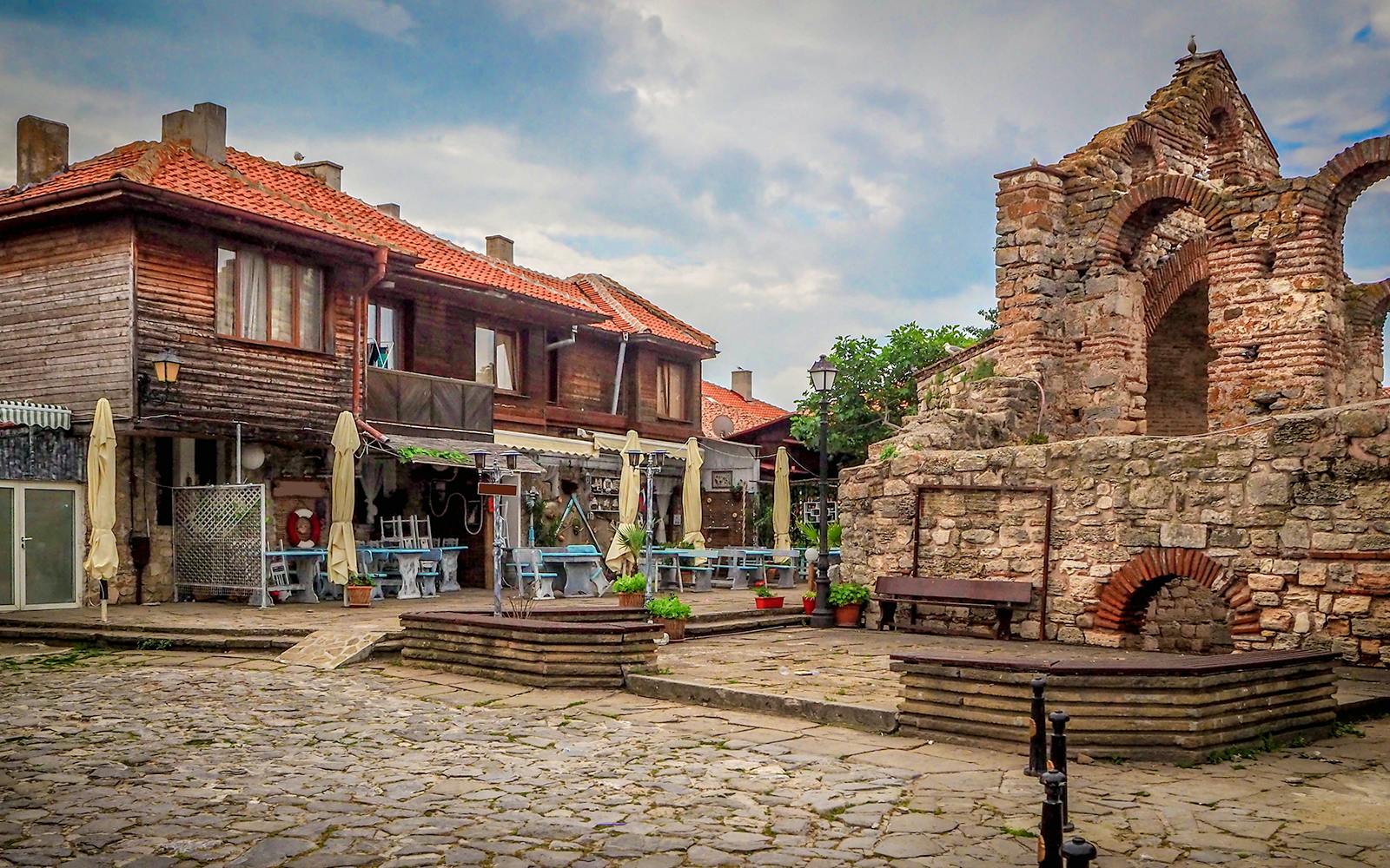 Princes Island Tour with Lunch from Istanbul Location