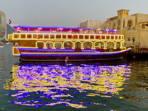 Dubai Creek Dhow Cruise with Buffet Dinner