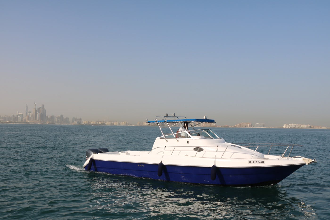 Dubai Private Yacht: 32 Feet Discount