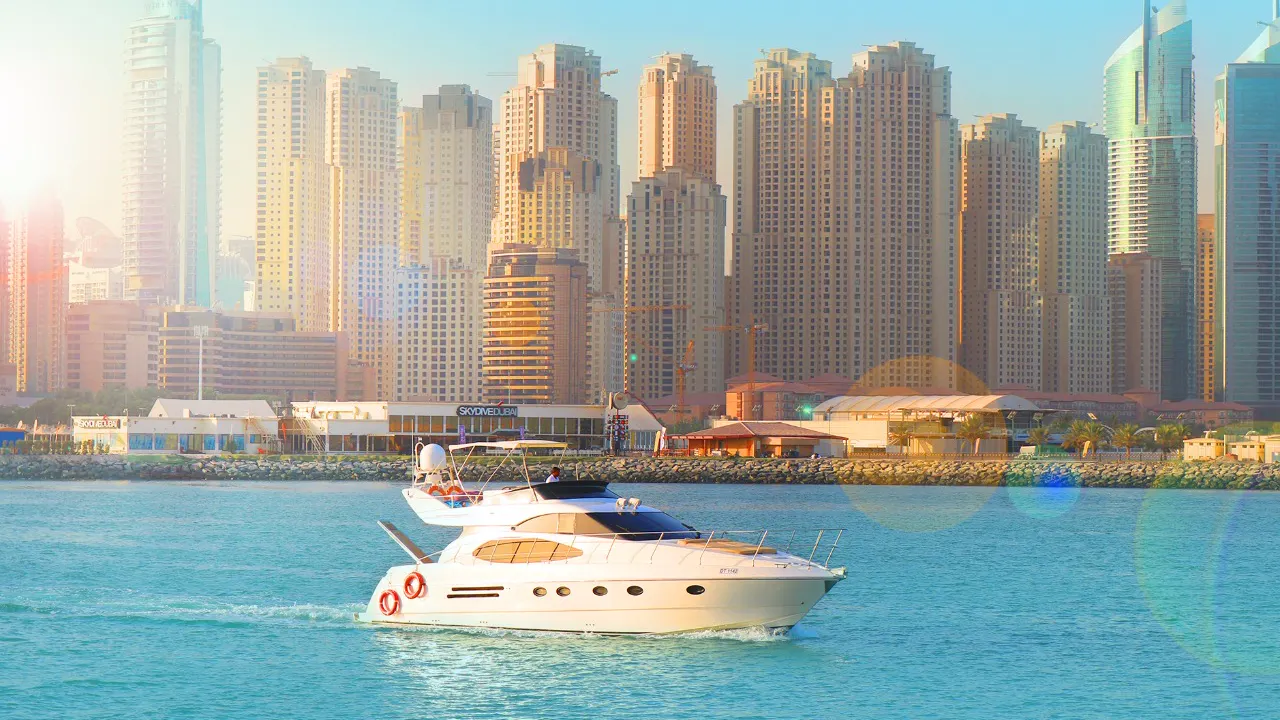 Dubai Private Yacht: 52 Feet Category