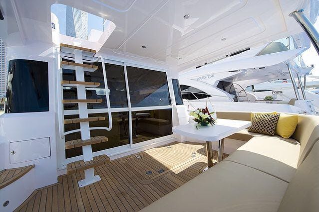 Dubai Private Yacht: 48 Feet Thrillark