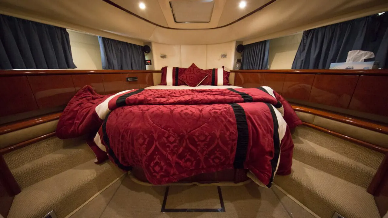 Dubai Private Yacht: 65 Feet Category