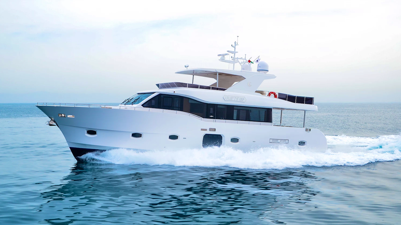 Dubai Private Yacht: 75 Feet Discount
