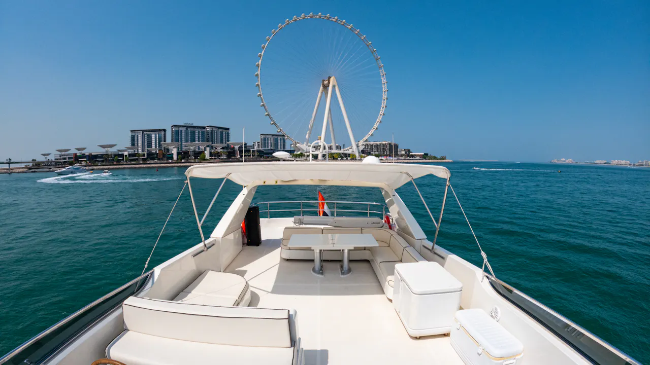 Dubai Private Yacht: 82 Feet (Up to 50 Pax)