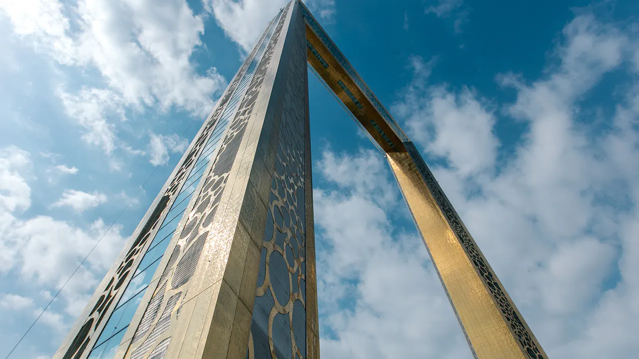 dubai frame