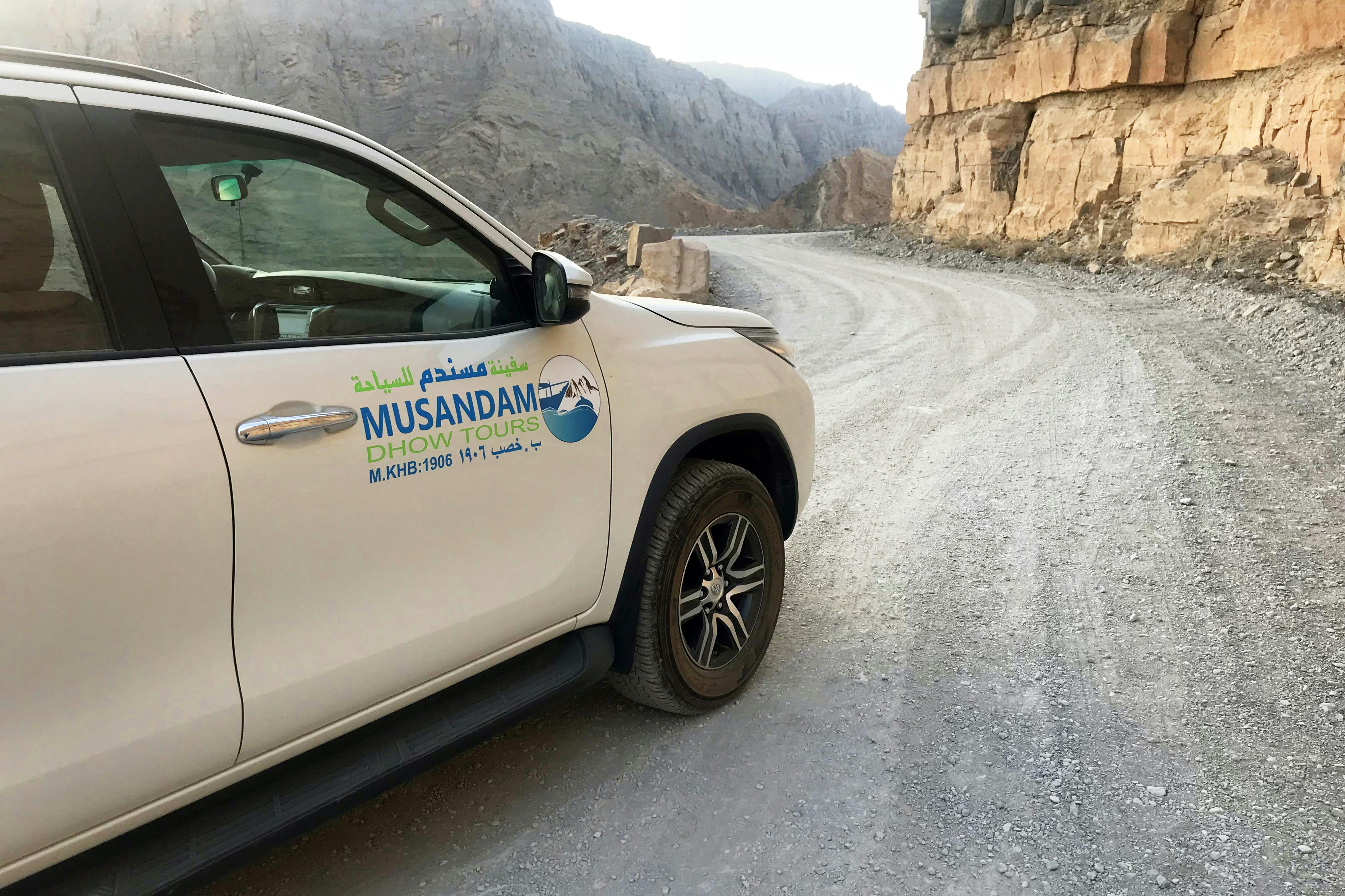 To Khasab: Full Day Trip with Dhow Cruise & Dolphin Watching 