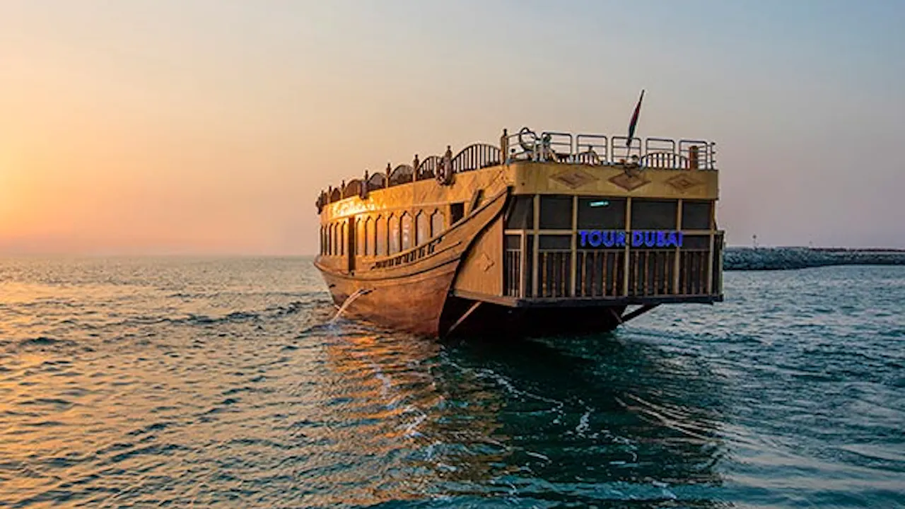 Dubai Creek Guided Cruise Ticket