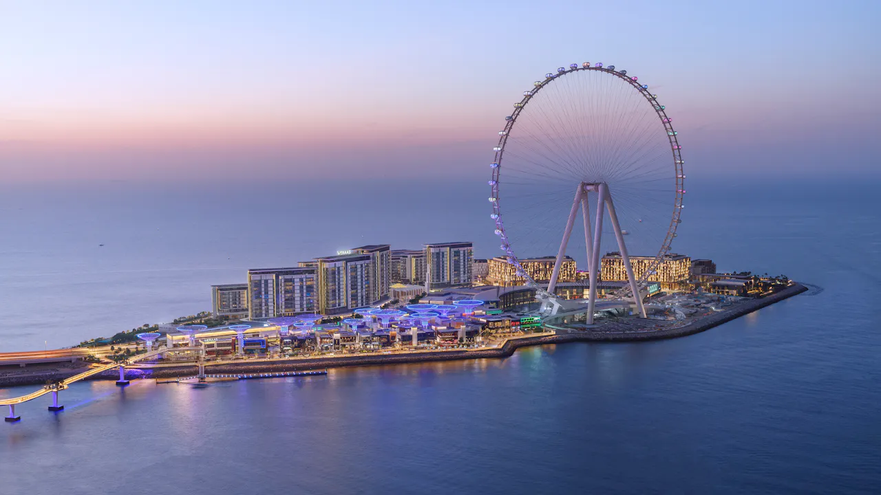 Ain Dubai Premium with Bubbly Location