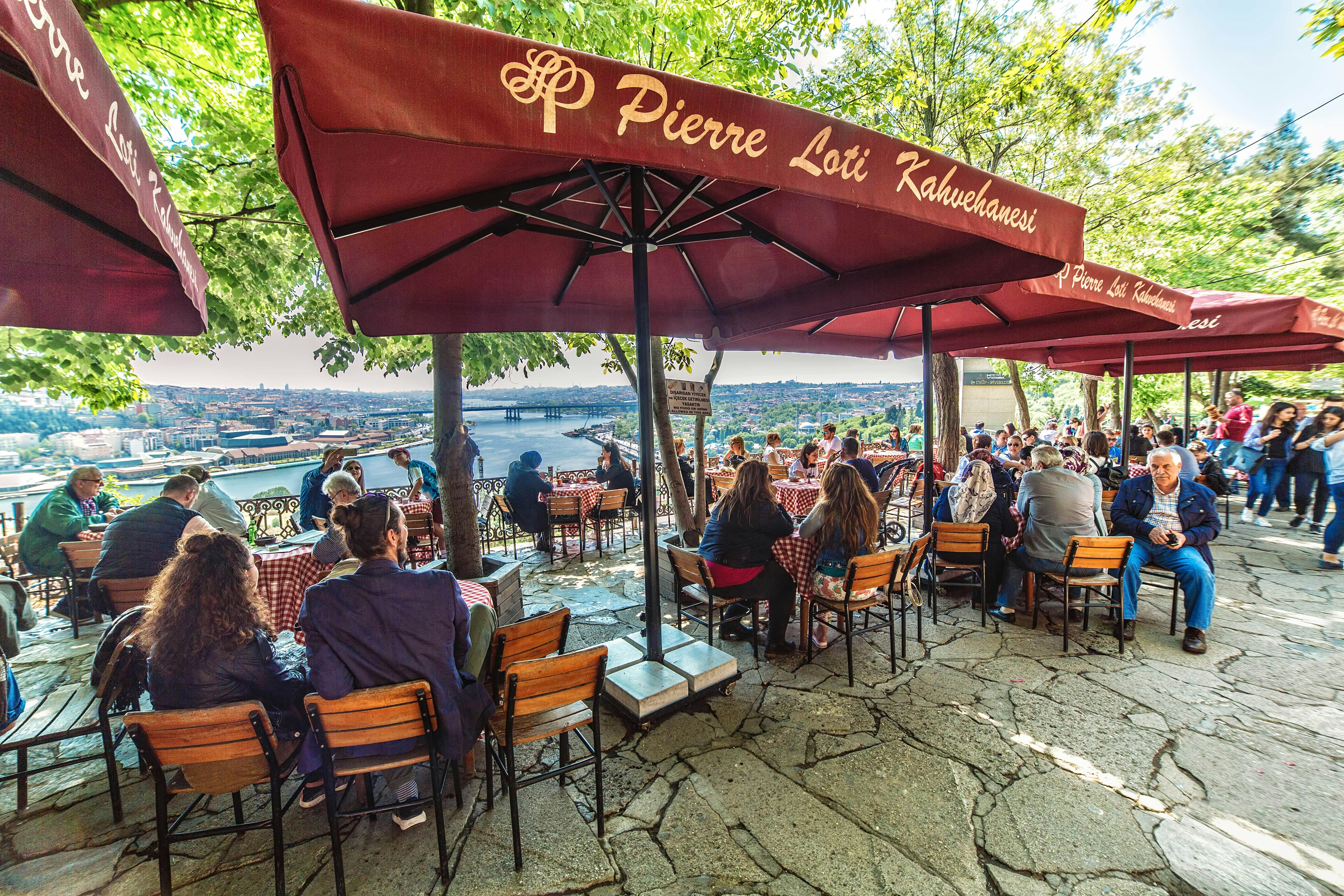 Half-day Istanbul Sightseeing by Bosphorus Cruise with Pierre Loti Hill Cable Car Ride Price