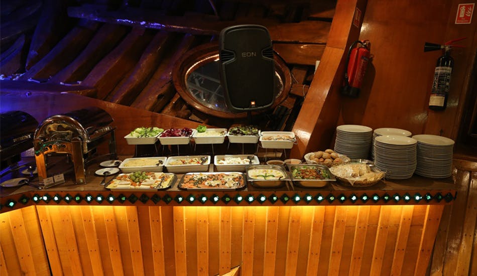 Dhow Dinner Cruise Abu Dhabi