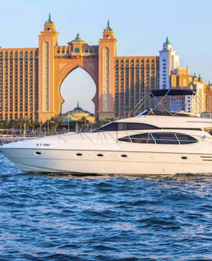 Dubai Marina Boat Ride - Thunder Boat