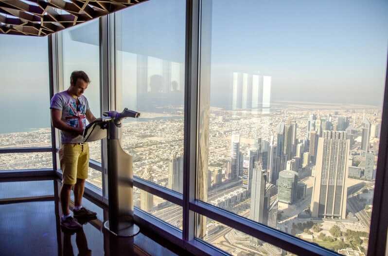 Burj Khalifa observation deck + Infinity des Lumieres Tour Price