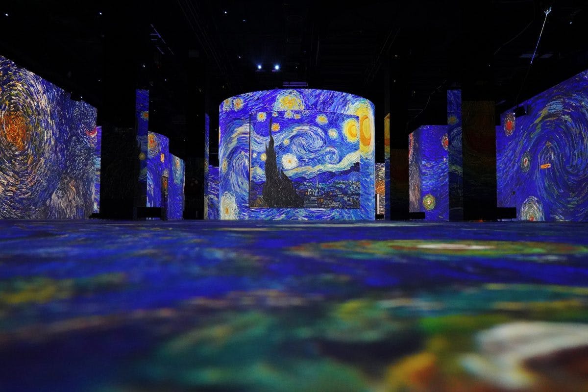 Burj Khalifa observation deck + Infinity des Lumieres Tour Discount