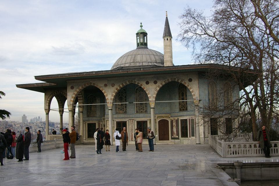 Byzantine and Ottoman Relics Tour with Topkapı Palace Ticket and Lunch