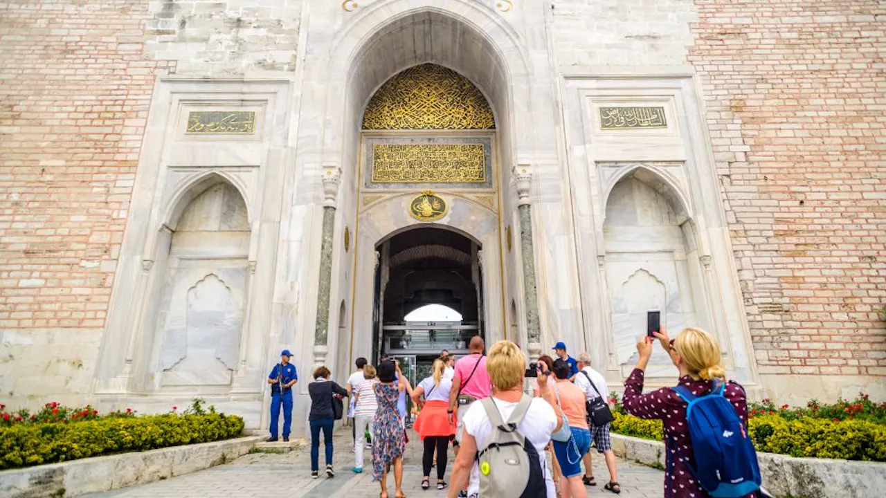 Harem Topkapi Palace Tour with a Historian Guide Discount