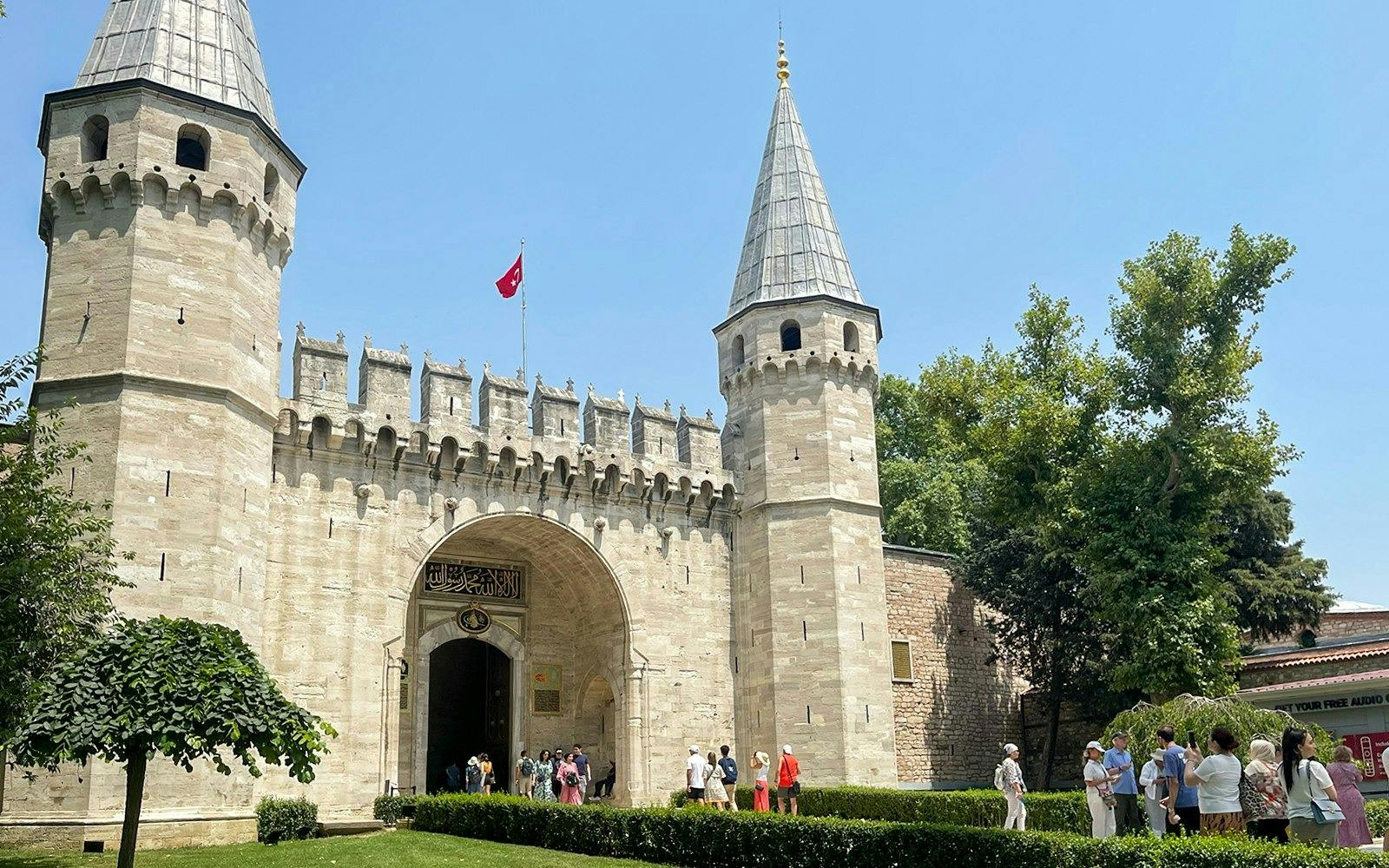 Harem Topkapi Palace Tour with a Historian Guide 